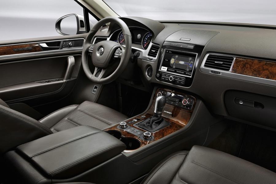 Volkswagen Touareg 2010 года  (фото 33 из 139)